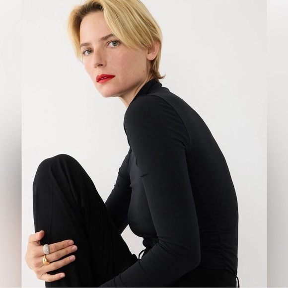 J. Crew Ruched Seam Black Jersey Turtleneck size L - Picture 3 of 9